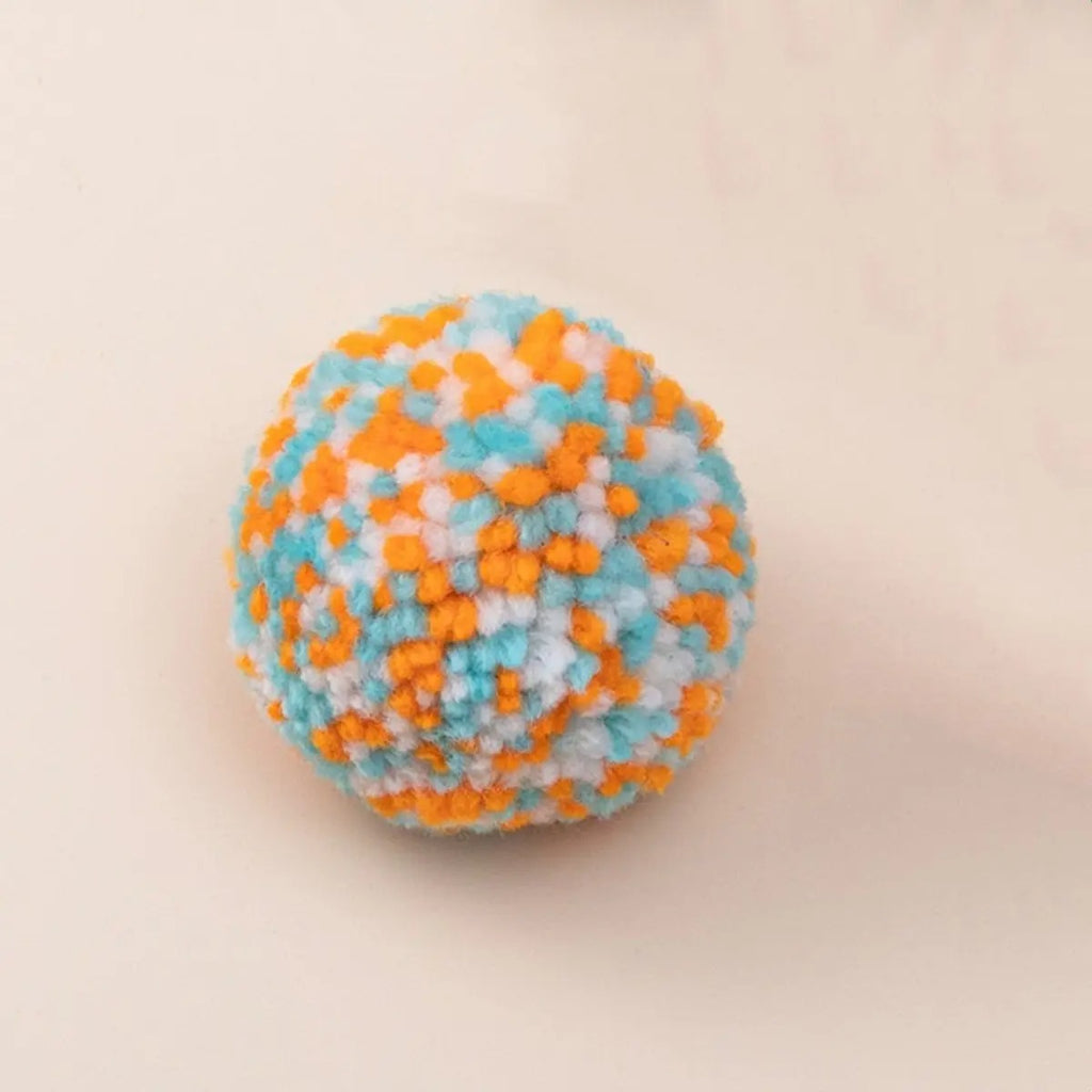 Cute Yarn Balls for Cats – Chew & Scratch Safe_CWMM6810