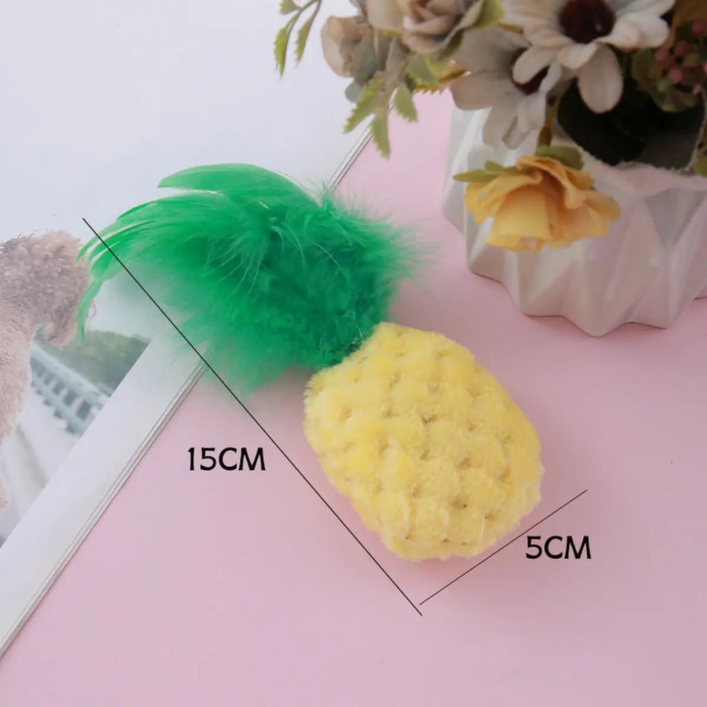 Feather Pineapple Catnip Toy – Interactive & Fun_CWMM5407
