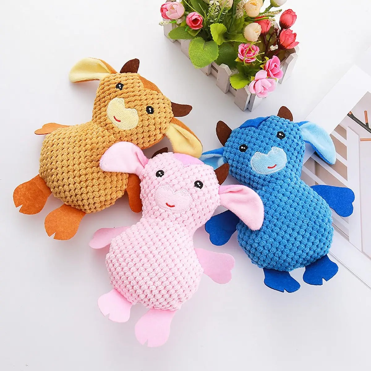 Corn Fleece Cow Pet Toy - Durable and Chewable_CWMM5442