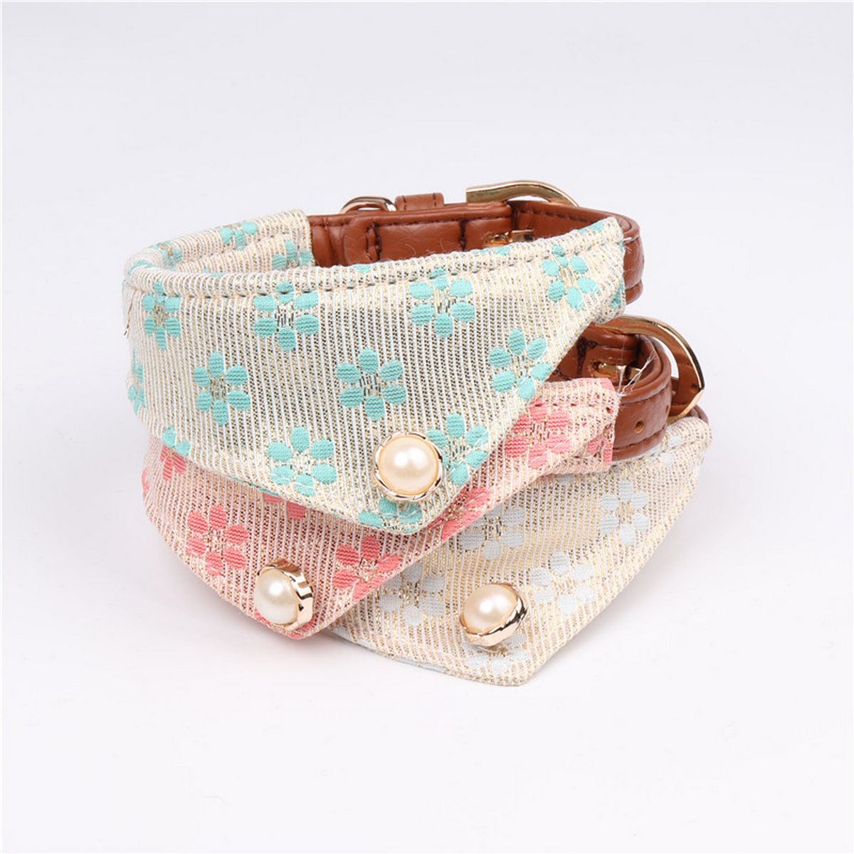 Dog Bandana Collar – PU for Small Breeds_CWMM7728