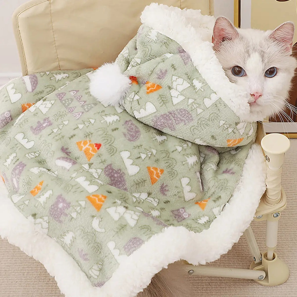 Pet Cape Blanket with Hood – Warm Winter Cloak_CWMM7278