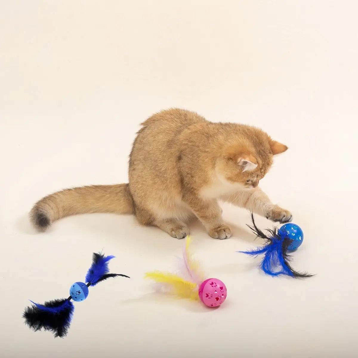 Cat Toy Balls with Feathers and Bell Paw Prints_CWMM6803