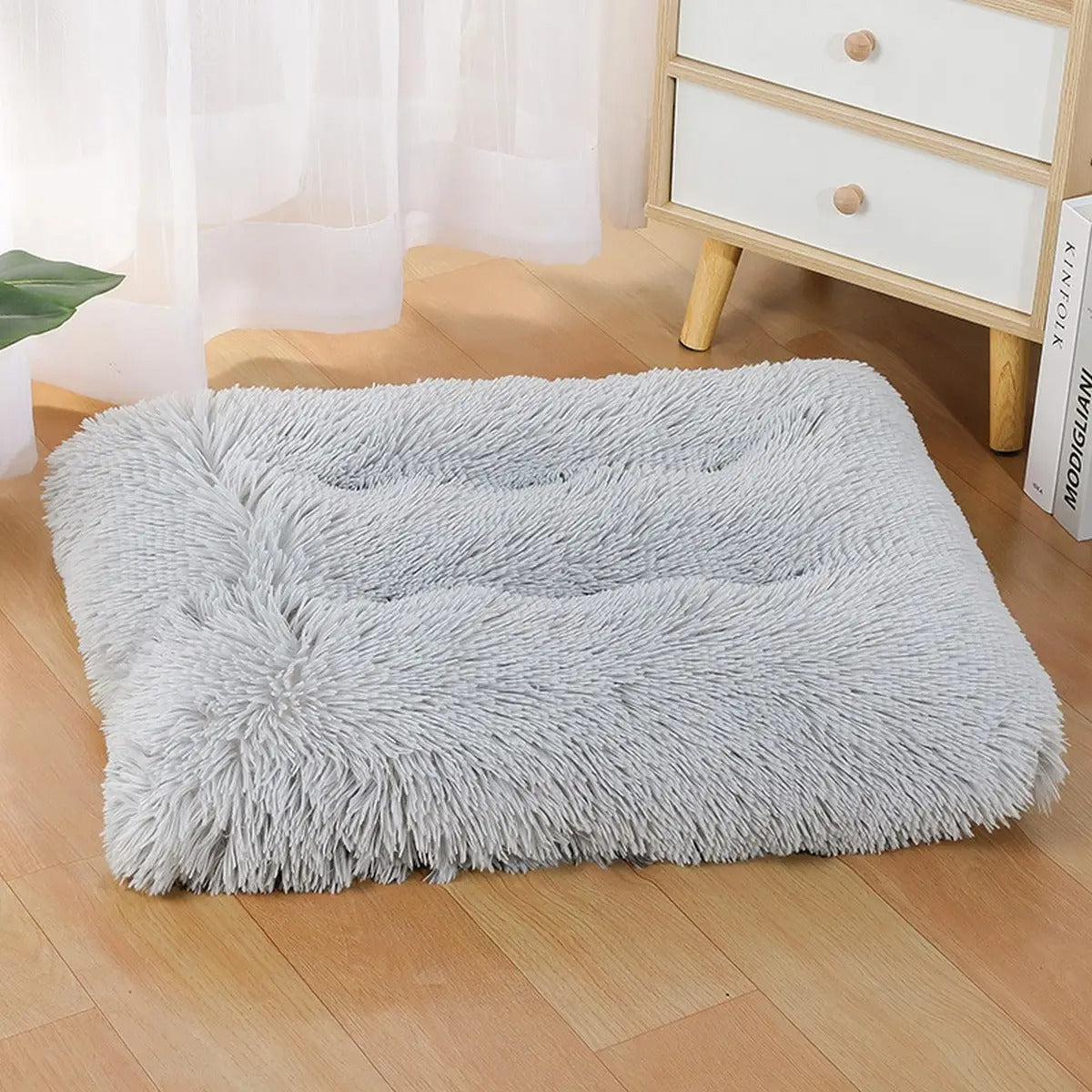 Fluffy Plush Pet Bed Mat for Dogs & Cats_CWMM5281