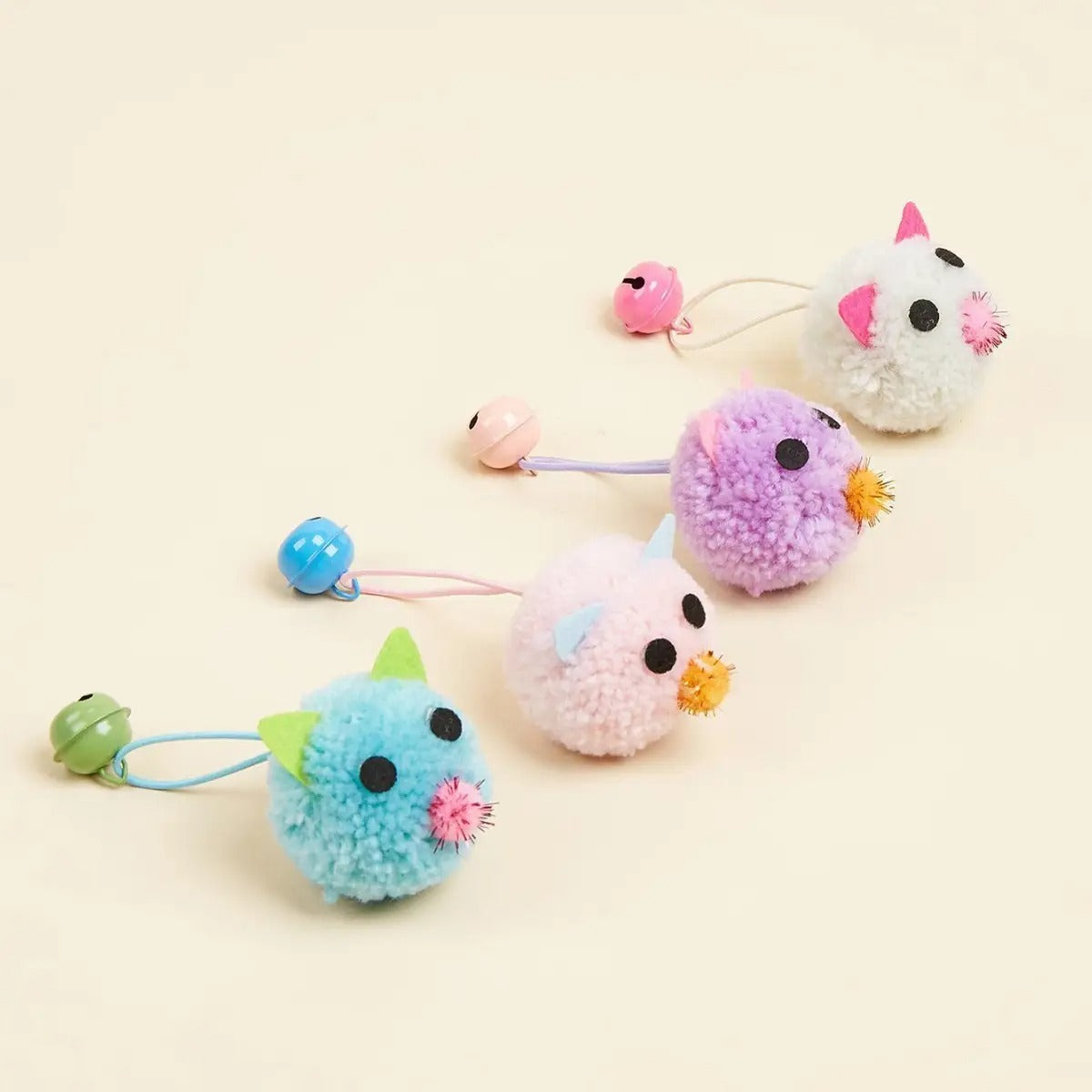 Cute Mouse Cat Toy with Bell – Fun & Self-Play_CWMM6806