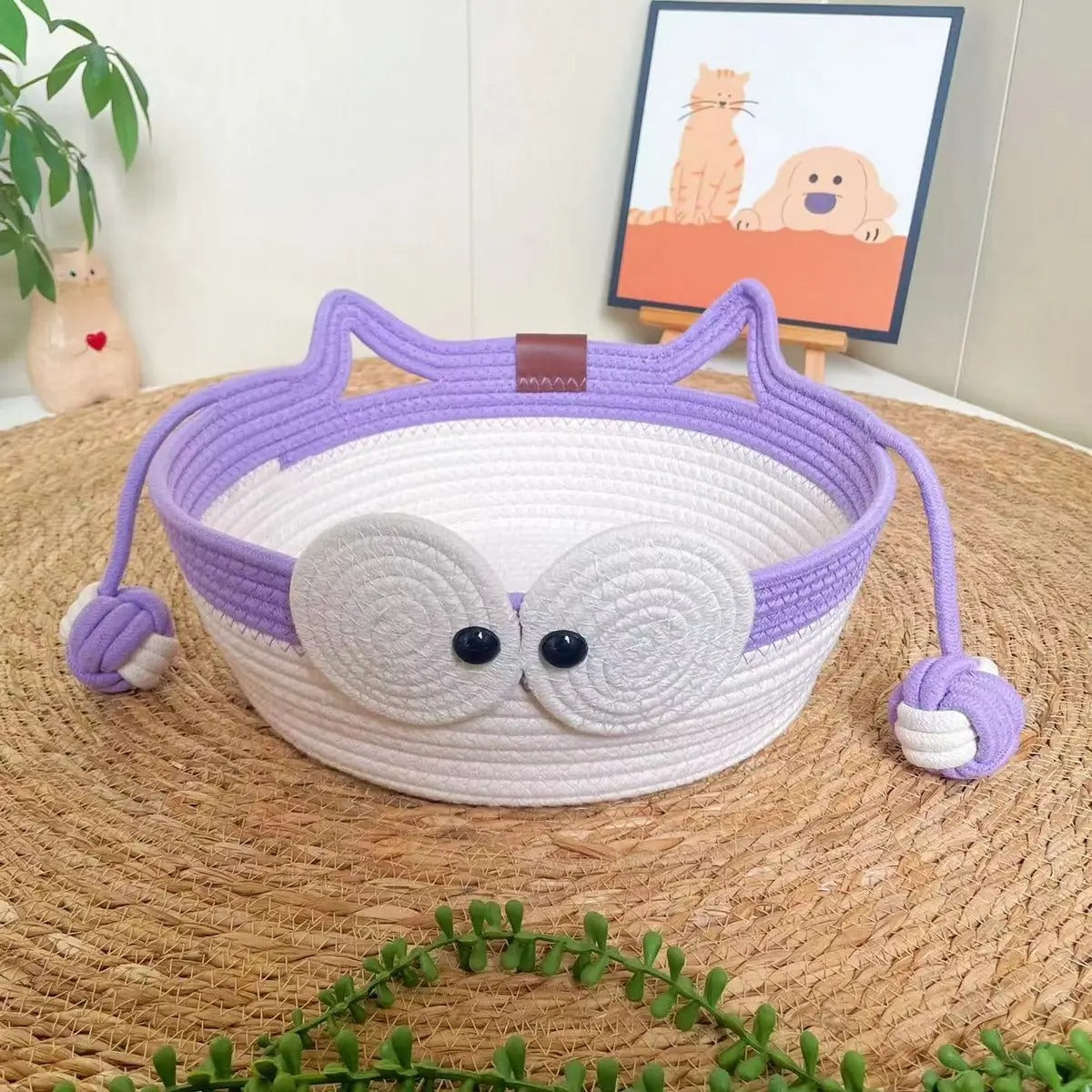 Handmade Woven Cat Bed with Play Ball_CWMM6560