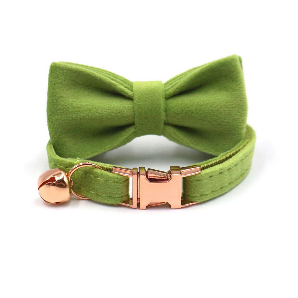 Matcha Green Velvet Cat Collar with Bell & Bow_CWMM7098