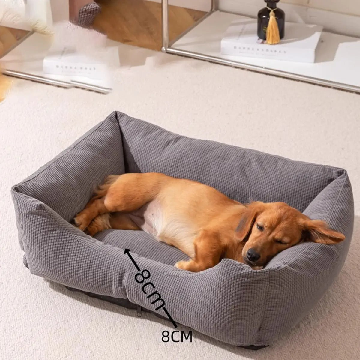 Durable Scratch-Resistant All-Season Pet Bed_CWMM7649