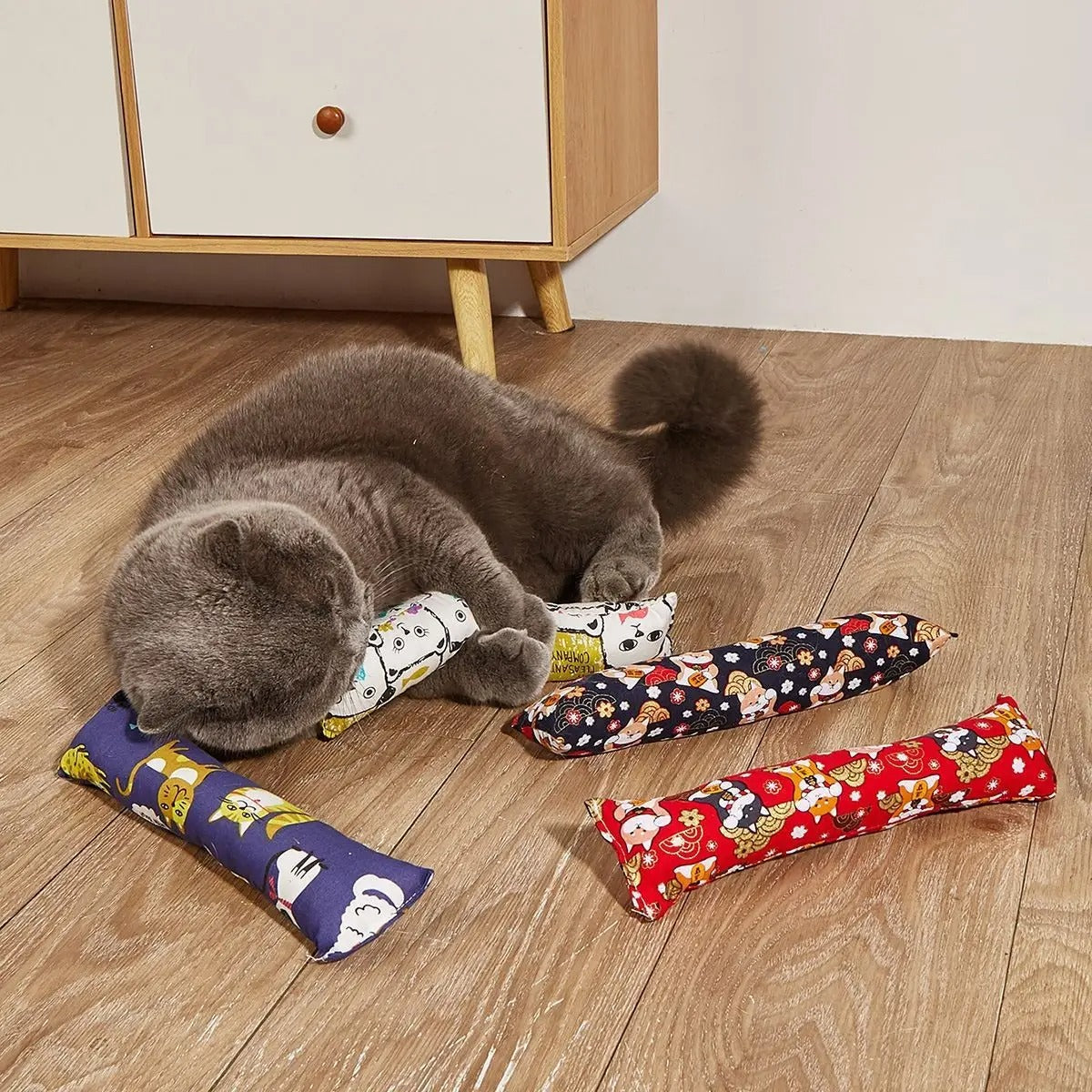 Catnip Pillow Toy – Cat Kicker Chew & Scratch Toy_CWMM6801
