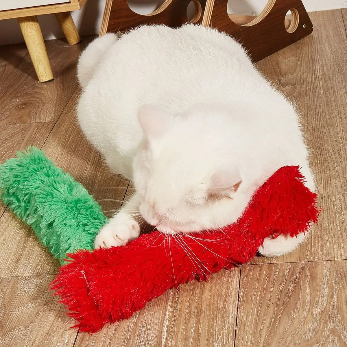 Catnip-Filled Plush Stick – Chew Toy for Cats_CWMM6805