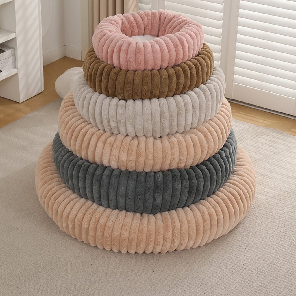 Cozy Round Long Plush Pet Nest – Warm Dog Bed_CWMM7849