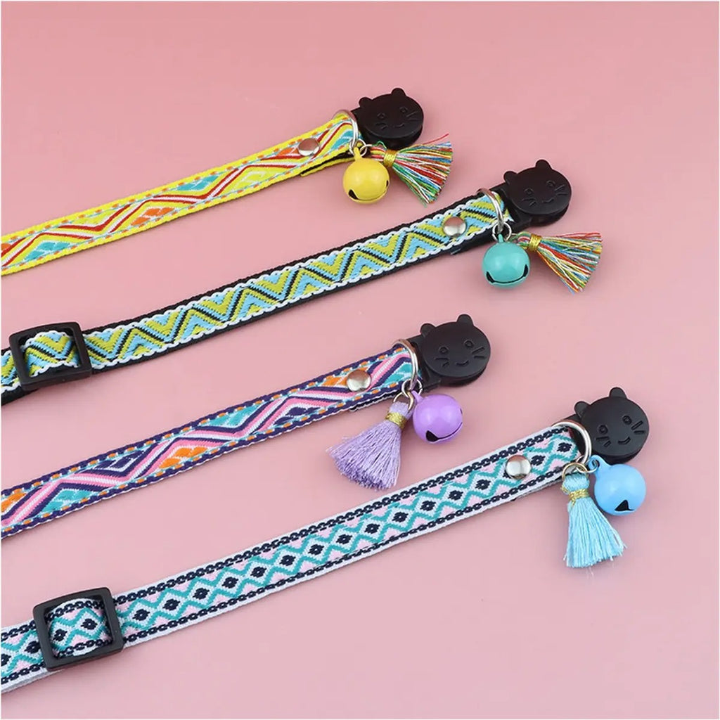Jacquard Pet Collar With Bell And Tassel_CWMM5964