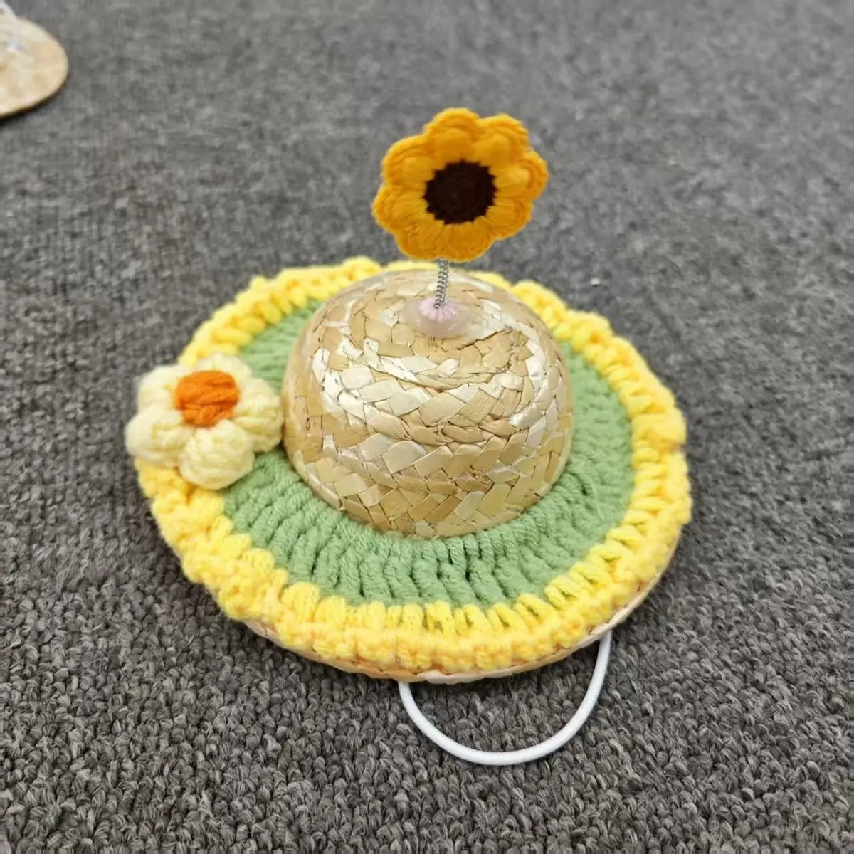 Handmade Straw Hat with Bamboo Prop for Dogs Cats_CWAH3715