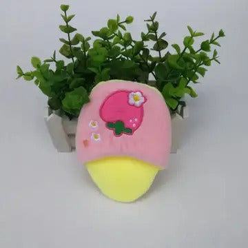 Squeaky Plush Slipper Chew Toy for Cats and Dogs_CWMM5396