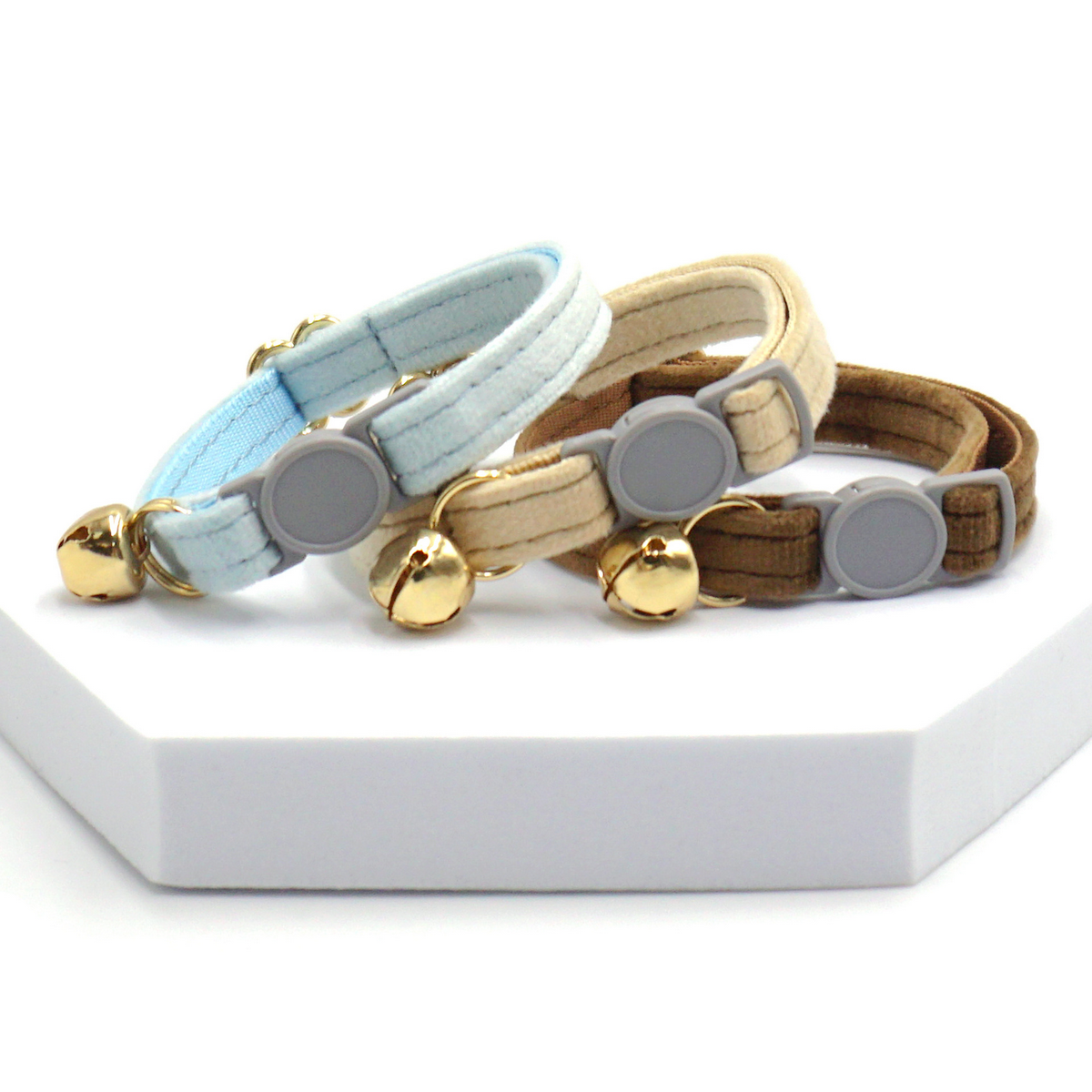 Custom Cat Collar – Bell & Engraved Name Tag_CWMM7101