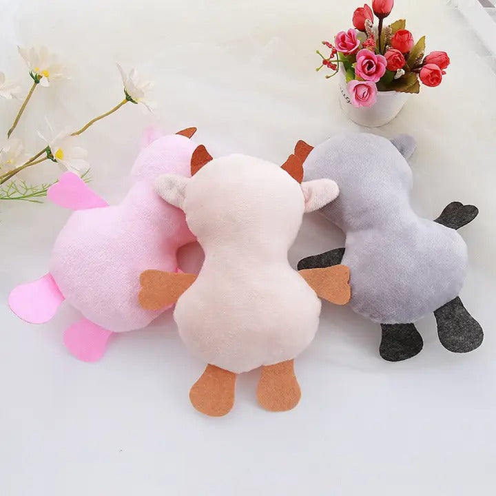 Squeaky Plush Lamb Toy – Durable & Fun for Dogs_CWMM5433
